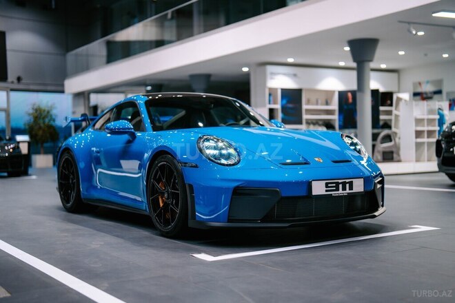 Porsche  2025, 0 km - 4.0 l - Bakı