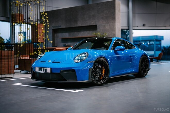 Porsche  2025, 0 km - 4.0 l - Bakı