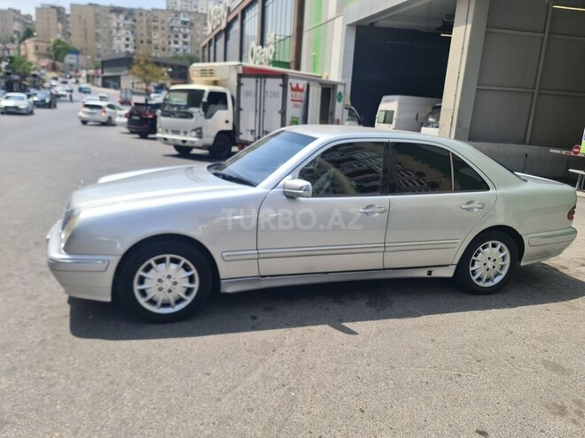 Mercedes E 270 2000, 345,538 km - 2.7 l - Bakı