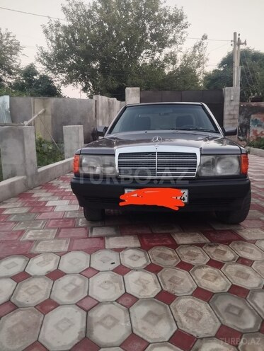 Mercedes 190 1993, 180,000 km - 2.0 l - Bərdə