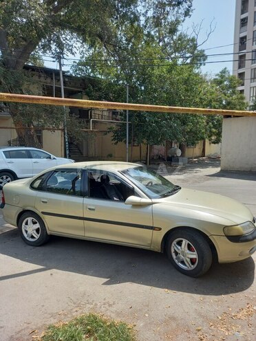 Opel Vectra 1996, 285,463 km - 2.0 l - Bakı