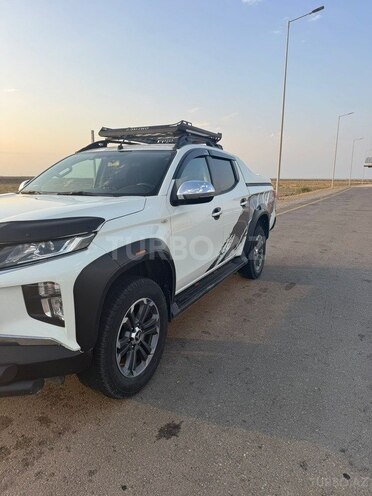 Mitsubishi L200 2023, 111,000 km - 2.4 l - Xaçmaz