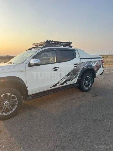 Mitsubishi L200 2023, 111,000 km - 2.4 l - Xaçmaz