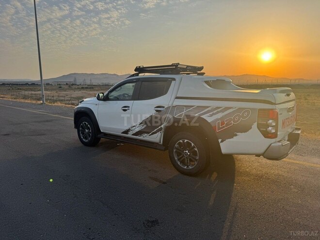 Mitsubishi L200 2023, 111,000 km - 2.4 l - Xaçmaz