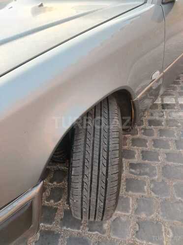 Mercedes E 230 1995, 300,000 km - 2.3 l - Bakı