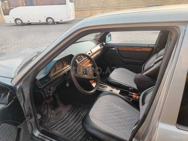 Mercedes E 230 1995, 300,000 km - 2.3 l - Bakı