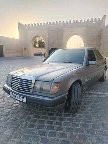 Mercedes E 230 1995, 300,000 km - 2.3 l - Bakı