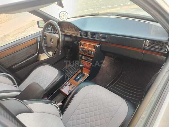 Mercedes E 230 1995, 300,000 km - 2.3 l - Bakı