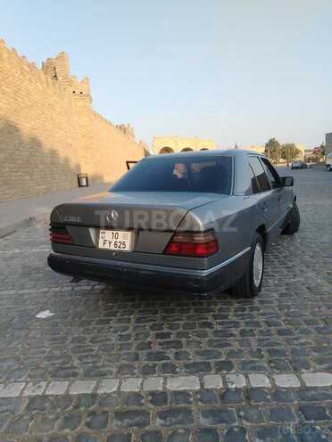 Mercedes E 230 1995, 300,000 km - 2.3 l - Bakı