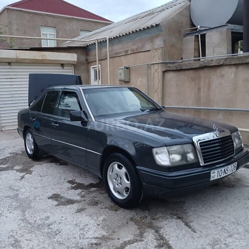 Mercedes E 200 1993, 575,500 km - 2.0 l - Bakı