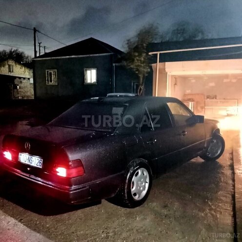 Mercedes E 200 1993, 575,500 km - 2.0 l - Bakı