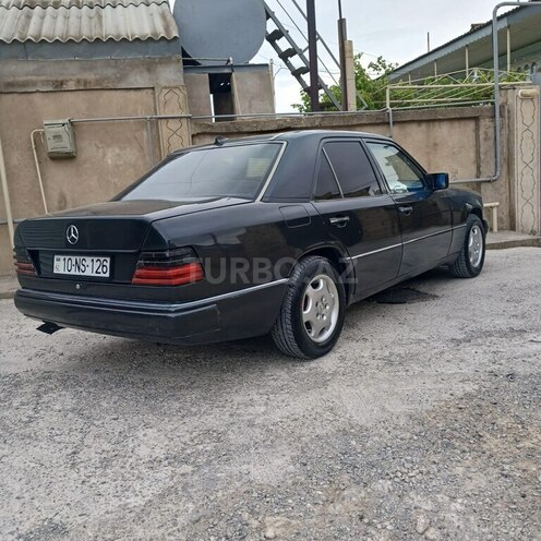 Mercedes E 200 1993, 575,500 km - 2.0 l - Bakı