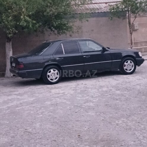 Mercedes E 200 1993, 575,500 km - 2.0 l - Bakı