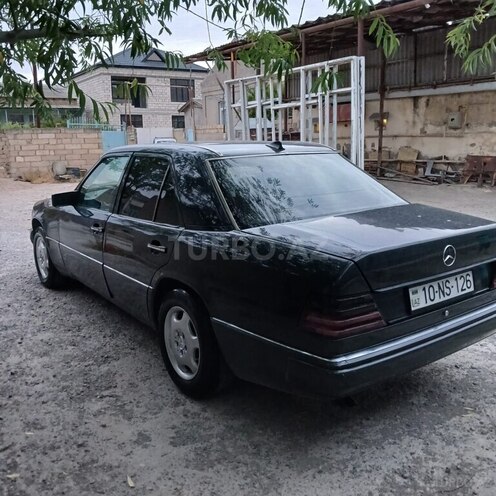 Mercedes E 200 1993, 575,500 km - 2.0 l - Bakı