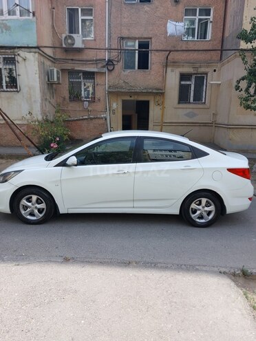 Hyundai Accent 2011, 426,000 km - 1.6 л - Bakı