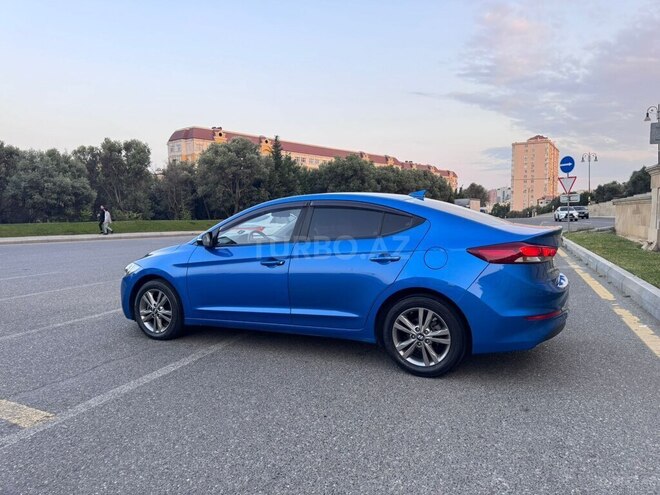 Hyundai Avante 2016, 156,715 km - 1.6 л - Bakı