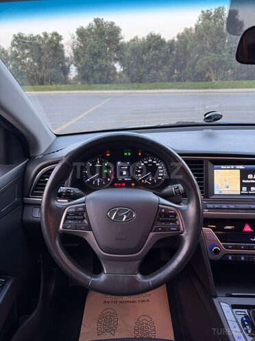 Hyundai Avante 2016, 156,715 km - 1.6 л - Bakı