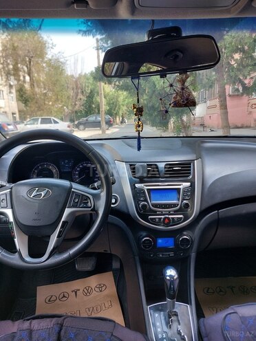 Hyundai Accent 2011, 426,000 km - 1.6 л - Bakı