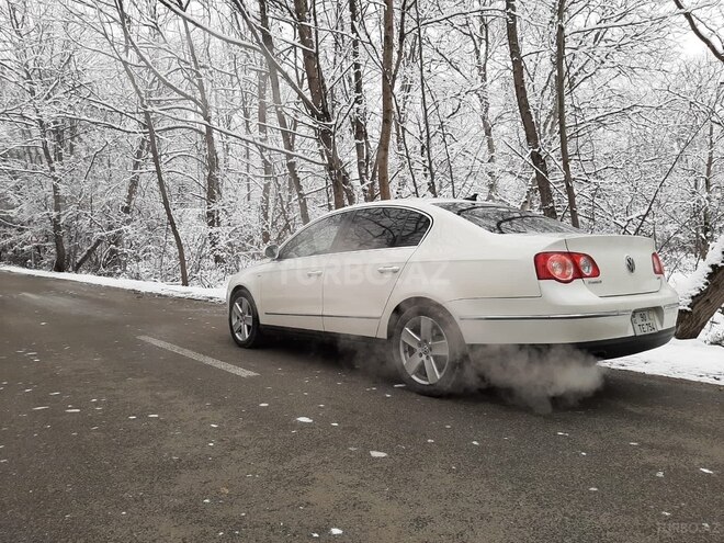 Volkswagen Passat 2007, 233,000 km - 2.0 л - Bakı