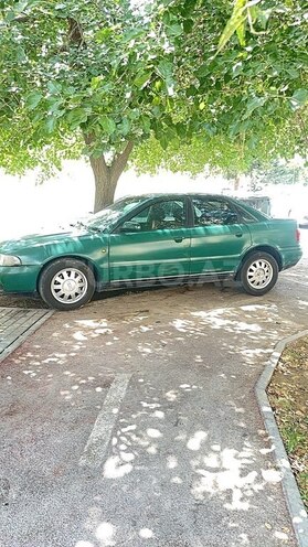 Audi A4 1998, 320,000 km - 1.6 l - Bakı