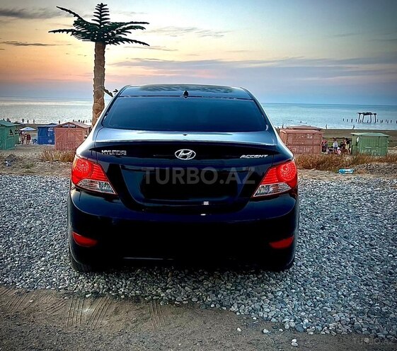 Hyundai Accent 2013, 300,000 km - 1.4 l - Bakı