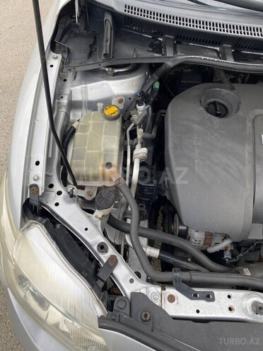 Toyota Corolla 2007, 235,000 km - 1.4 l - Bakı
