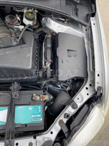 Toyota Corolla 2007, 235,000 km - 1.4 l - Bakı