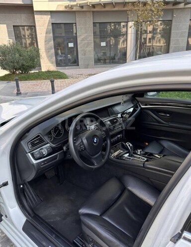 BMW 530 2010, 220,000 km - 3.0 l - Bakı
