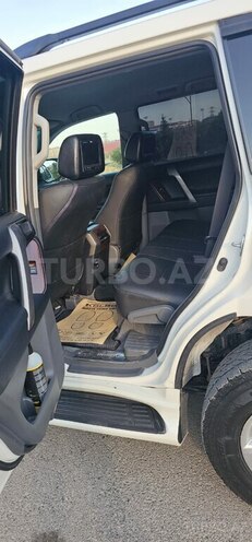 Toyota Land Cruiser Prado 2010, 330,000 km - 2.7 l - Bakı