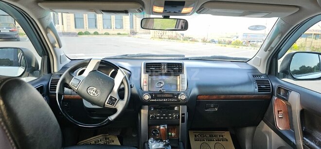 Toyota Land Cruiser Prado 2010, 330,000 km - 2.7 l - Bakı
