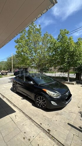 Hyundai Elantra 2013, 320,000 km - 1.8 l - Şamaxı