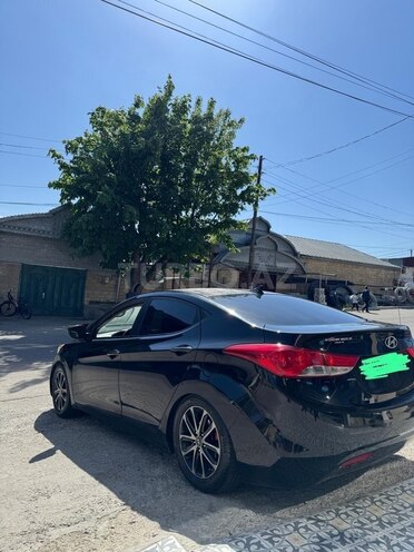 Hyundai Elantra 2013, 320,000 km - 1.8 l - Şamaxı