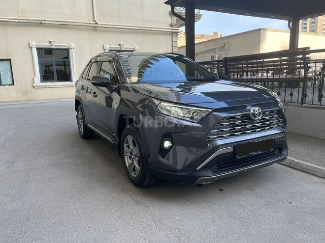 Toyota RAV4 2023, 37,330 km - 2.0 l - Bakı