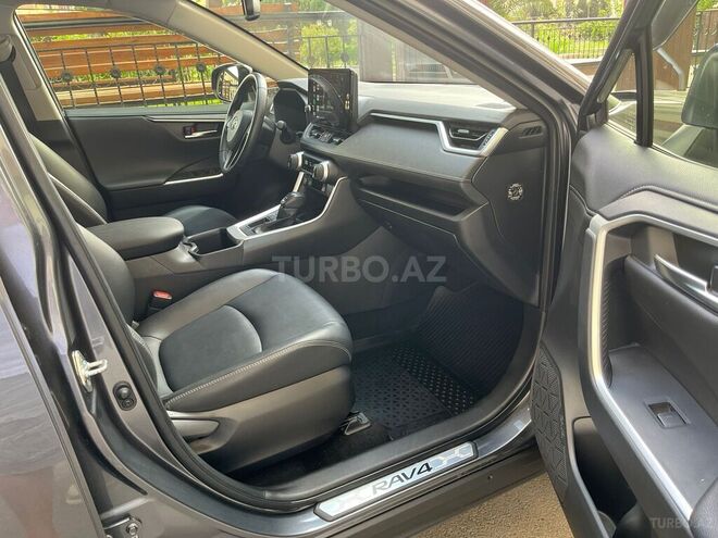 Toyota RAV4 2023, 37,330 km - 2.0 l - Bakı