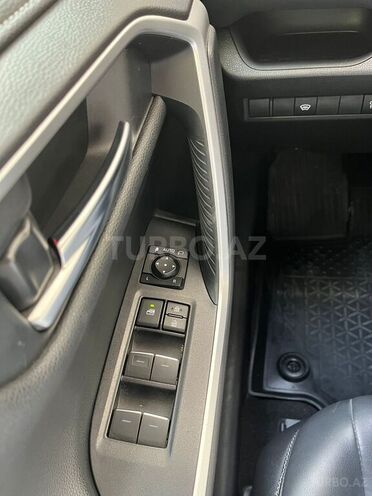 Toyota RAV4 2023, 37,330 km - 2.0 l - Bakı