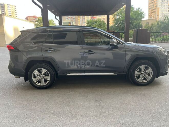 Toyota RAV4 2023, 37,330 km - 2.0 l - Bakı
