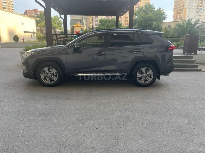 Toyota RAV4 2023, 37,330 km - 2.0 l - Bakı