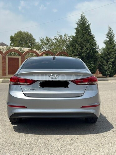 Hyundai Elantra 2016, 84,400 km - 2.0 л - Gəncə