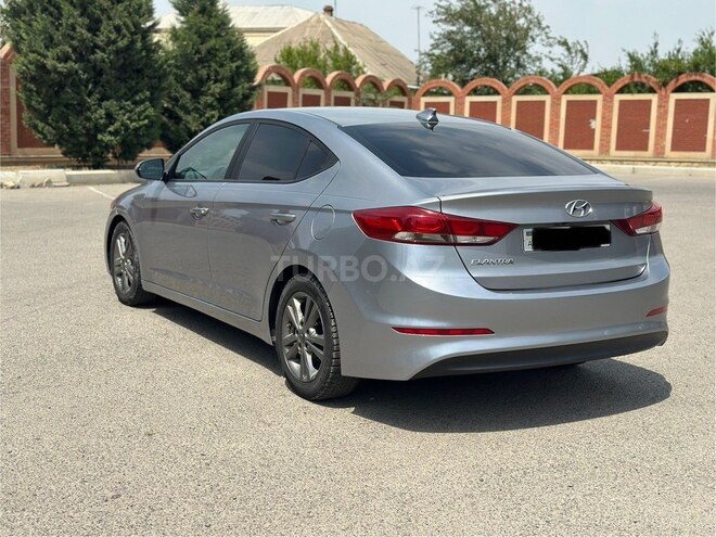 Hyundai Elantra 2016, 84,400 km - 2.0 л - Gəncə