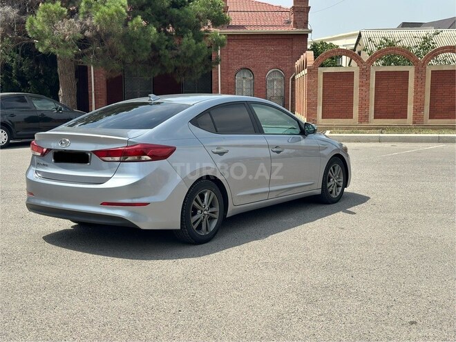 Hyundai Elantra 2016, 84,400 km - 2.0 л - Gəncə