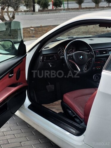 BMW 330 2010, 178,500 km - 3.0 l - Bakı