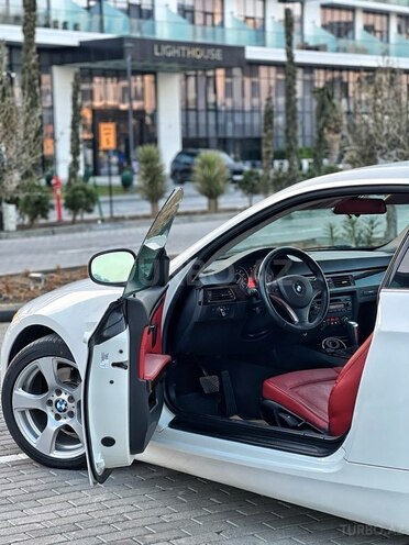 BMW 330 2010, 178,500 km - 3.0 l - Bakı