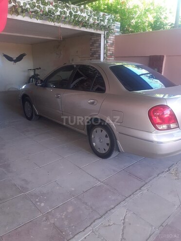 Nissan Sunny 2007, 270,100 km - 1.3 л - Salyan