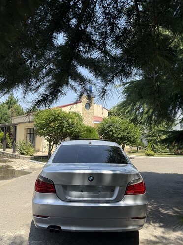 BMW 525 2008, 330,000 km - 2.5 l - Ağstafa