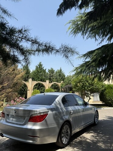 BMW 525 2008, 330,000 km - 2.5 l - Ağstafa