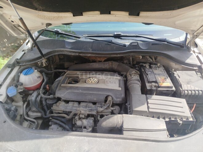 Volkswagen Passat 2012, 300,000 km - 1.8 l - Bakı