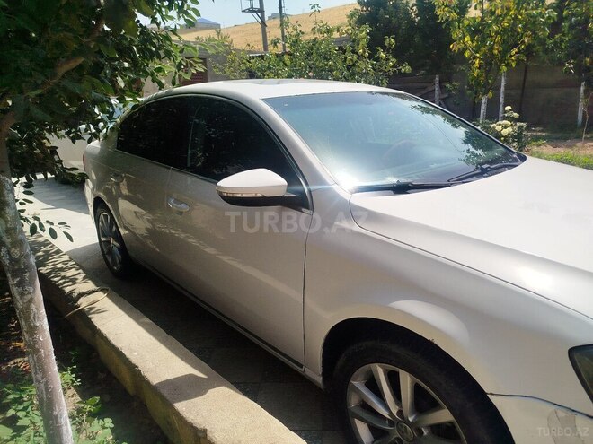 Volkswagen Passat 2012, 300,000 km - 1.8 l - Bakı