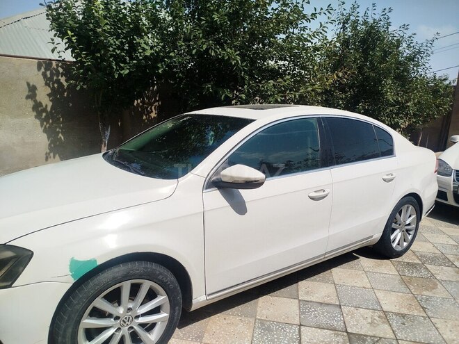 Volkswagen Passat 2012, 300,000 km - 1.8 l - Bakı
