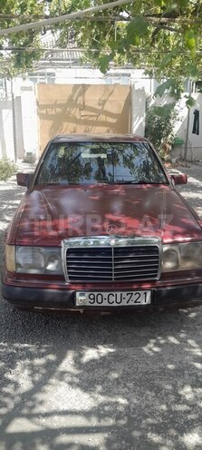 Mercedes E 200 1990, 300,000 km - 2.0 l - Mingəçevir