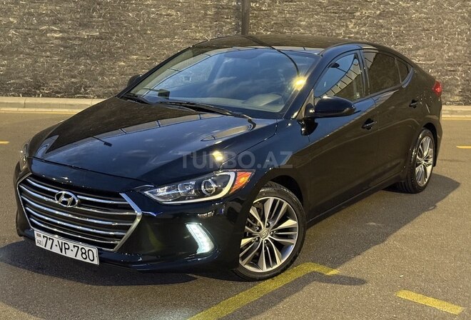 Hyundai Elantra 2018, 38,900 km - 2.0 l - Bakı